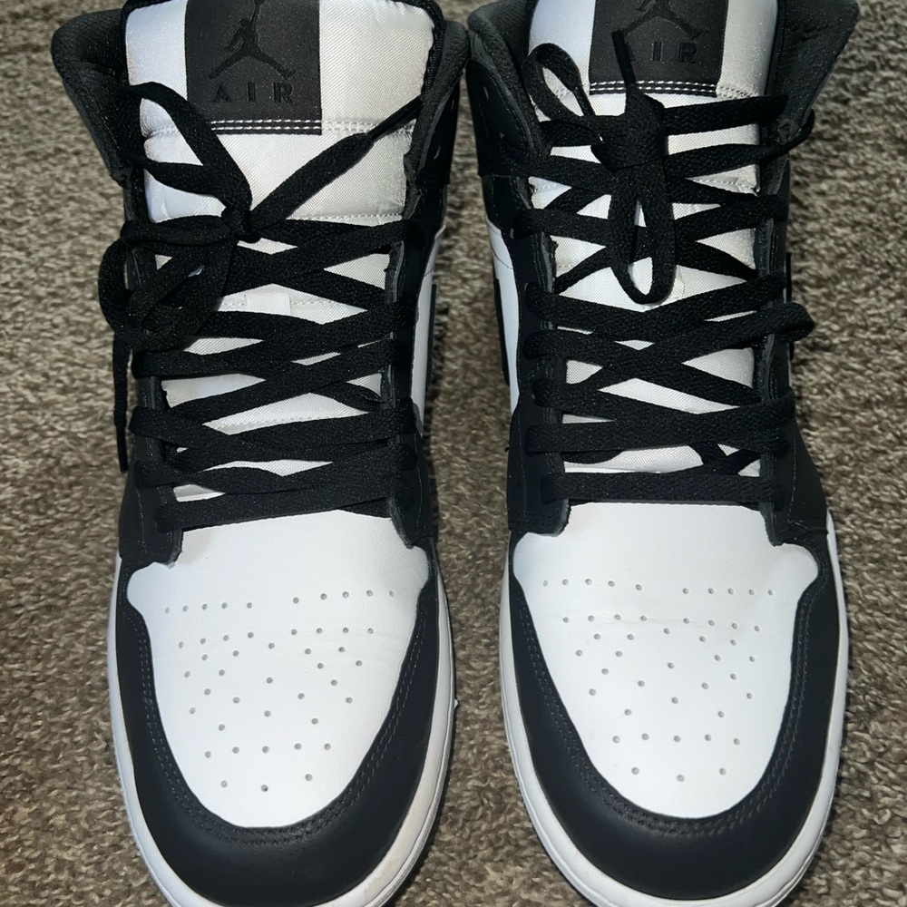 Size 13 Jordan Ones - Picture 5 of 5